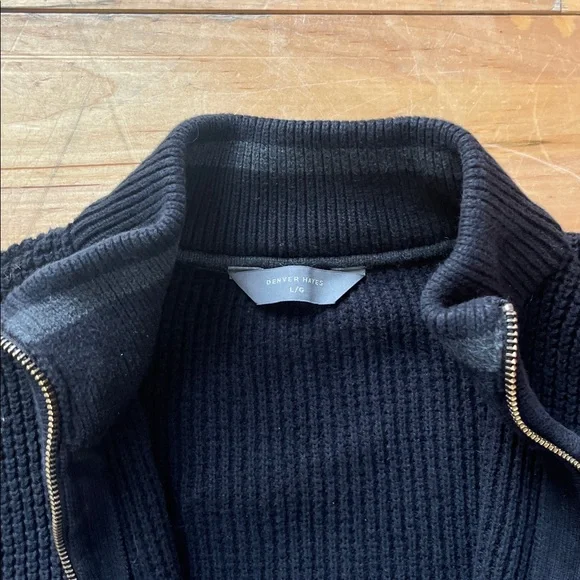 Denver Hayes Black Full-Zip Knit Sweater - Picture 7 of 11